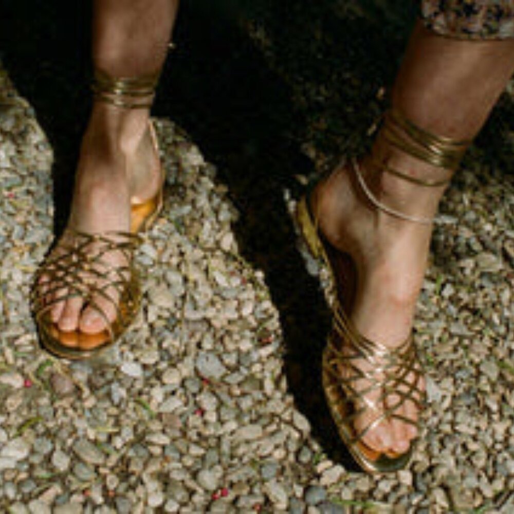 Doen - CASIMIRA SANDAL -- GOLD LEATHER - size 39 never worn